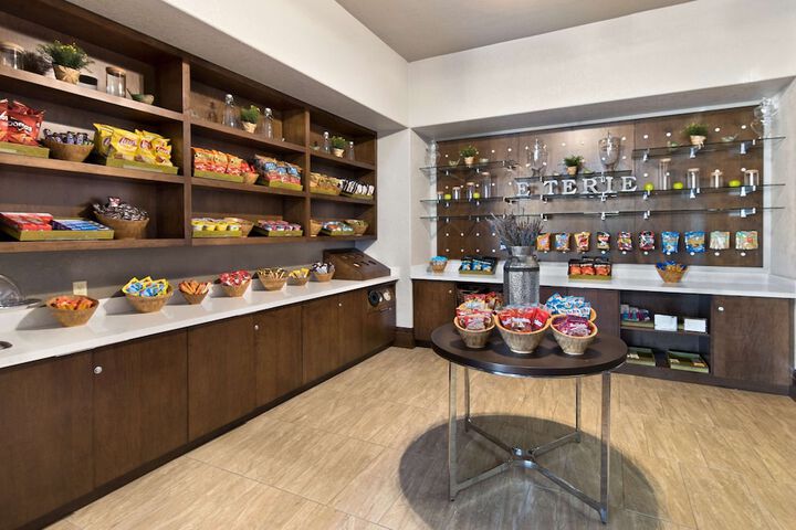 Snack bar