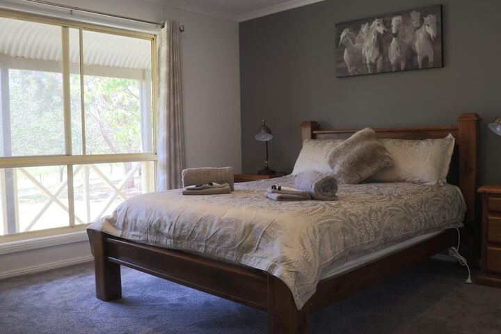 Room 10 of 31