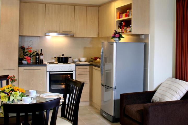 Room 2 of 6
