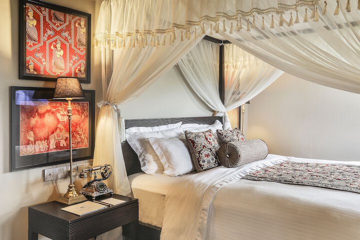 Room 3 of 49