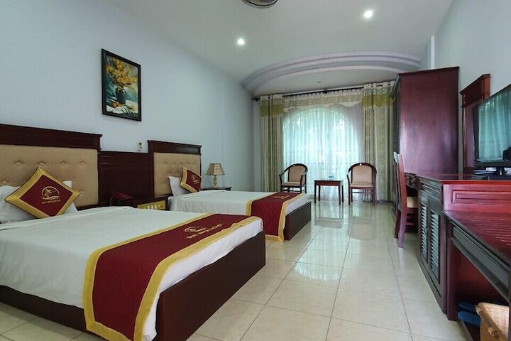 Room 5 of 37