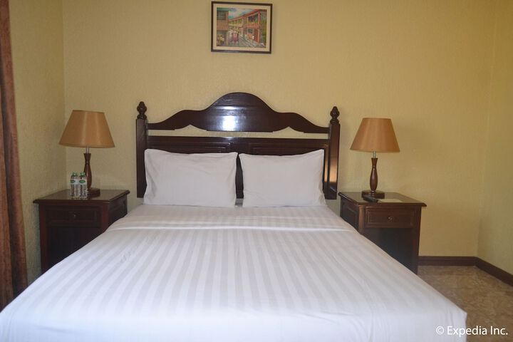 Room 13 of 46