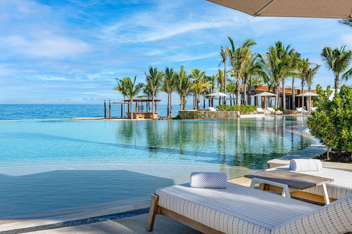 Conrad Punta de Mita in Punta de Mita