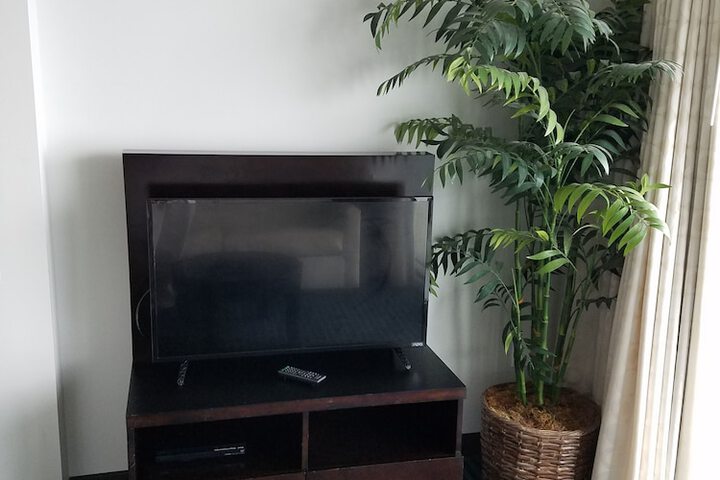 Room 113 of 190