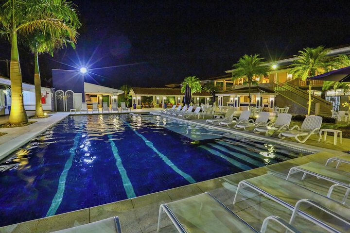 Pool Hotel