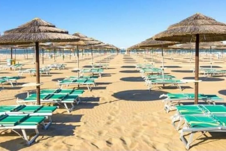 Beach 145 of 161