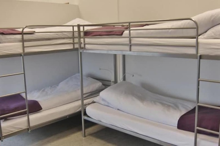 Room 98 of 276