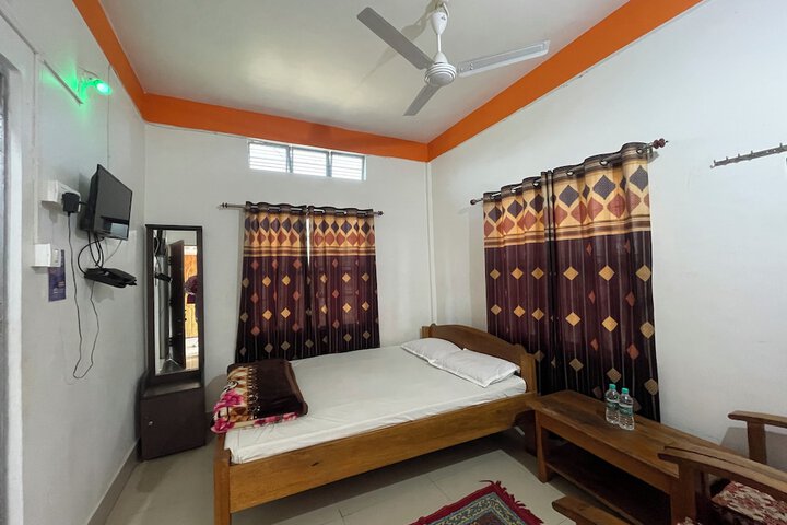 Room 8 of 21