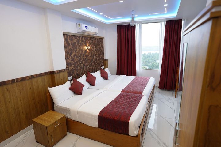 Room 20 of 28