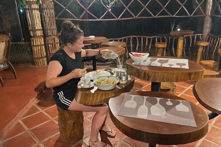 Dining 13 of 24