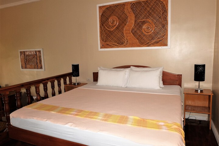 Room 15 of 120