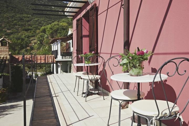 Terrace/Patio 21 of 59