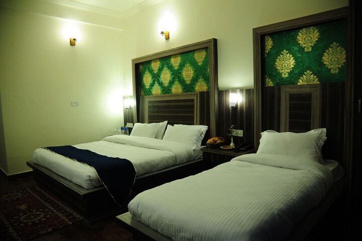 Room 20 of 76