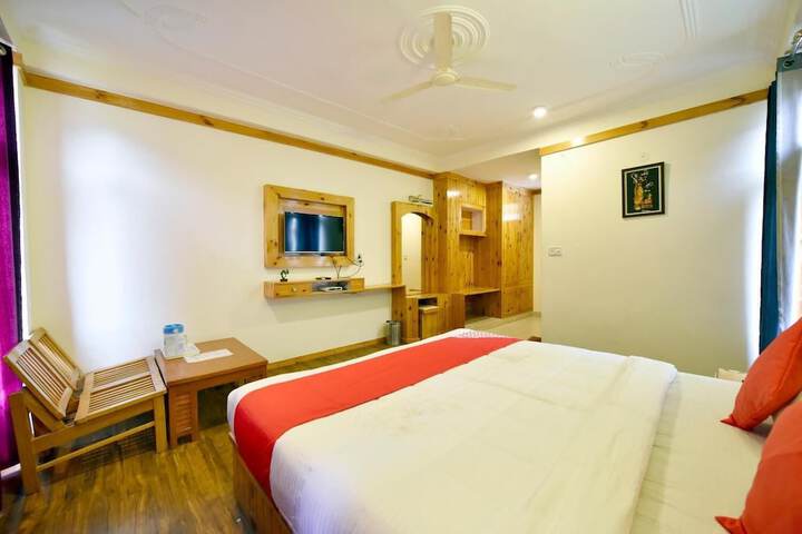 Room 17 of 31