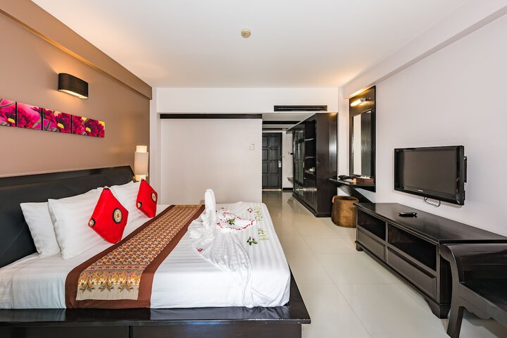 Room 19 of 179