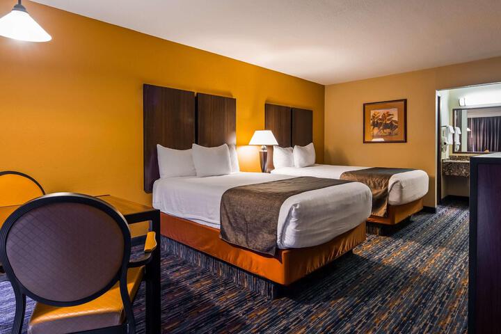 2 Double Beds Upstairs High Speed Internet Micro Frig Full Breakfast (6 of 9)