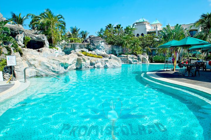 Pool 32 of 65