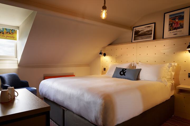Room 13 of 60