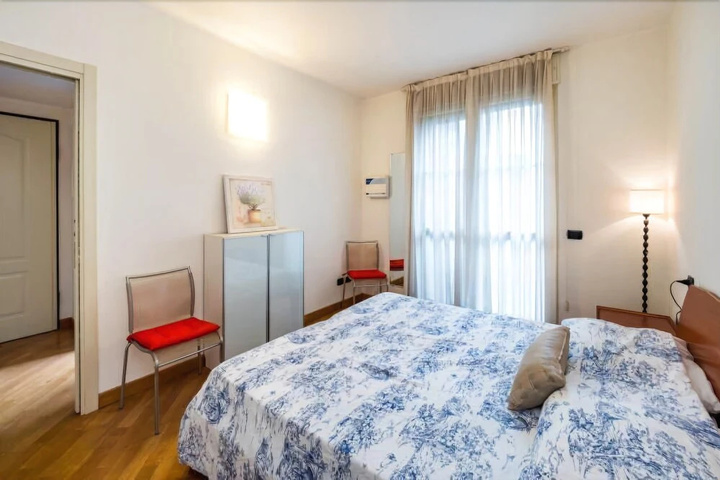 Room 3 of 14