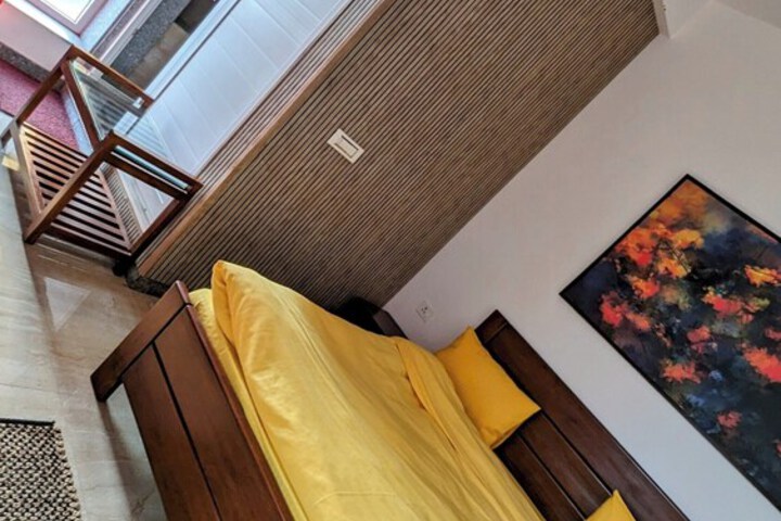 Room 21 of 97