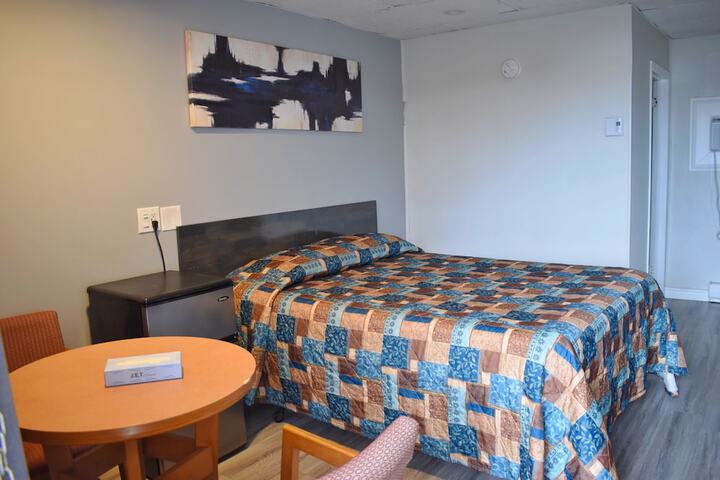 Room 18 of 82