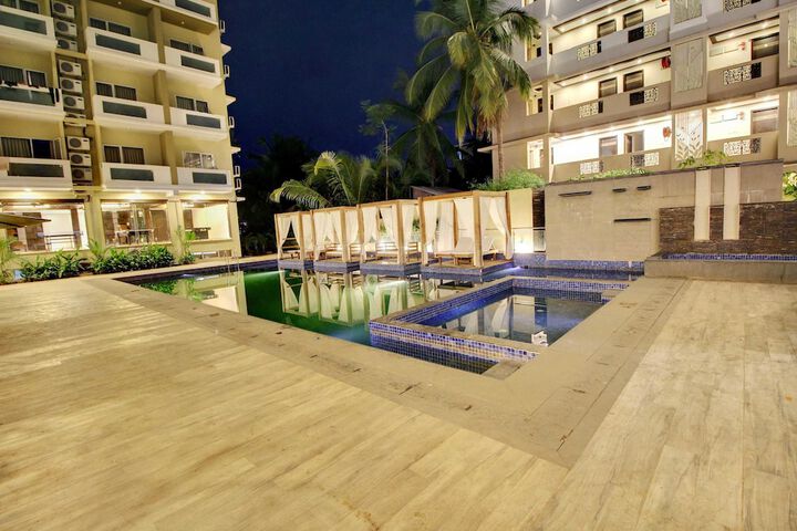 Pool 24 of 38