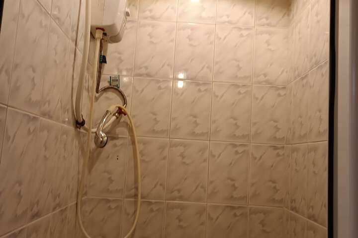 Room 20 of 42