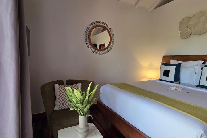 Room 13 of 51