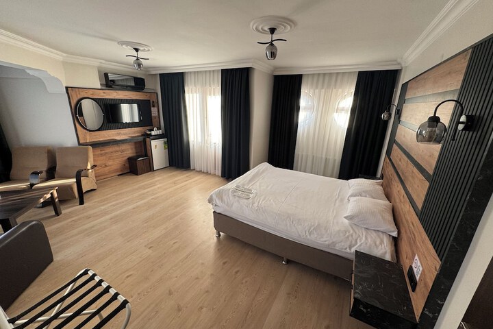 Room 19 of 109