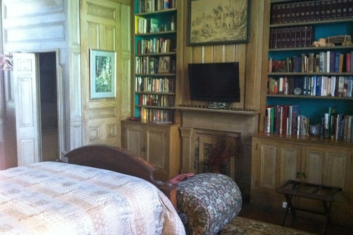 Room 41 of 109