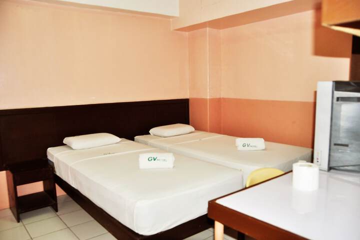 Room 12 of 31