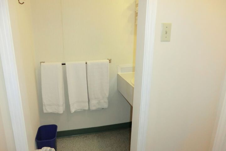 Room 80 of 115