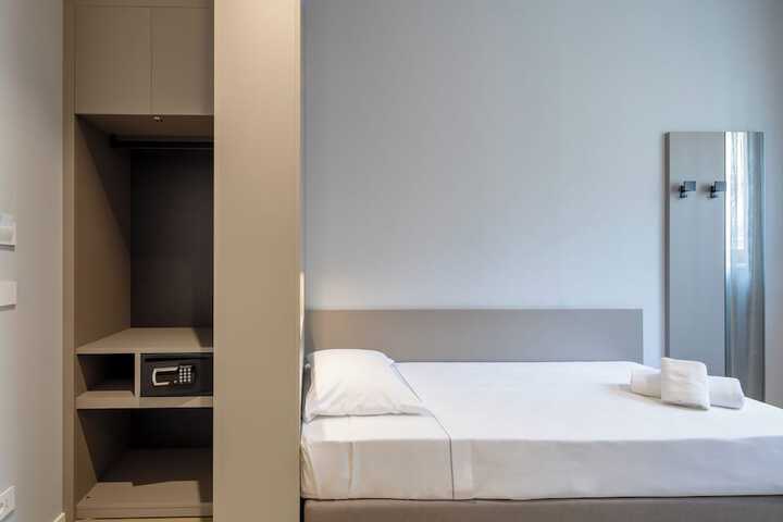 Room 19 of 51