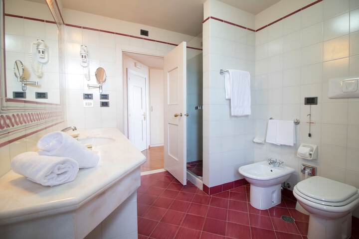 Bathroom Interior Photo