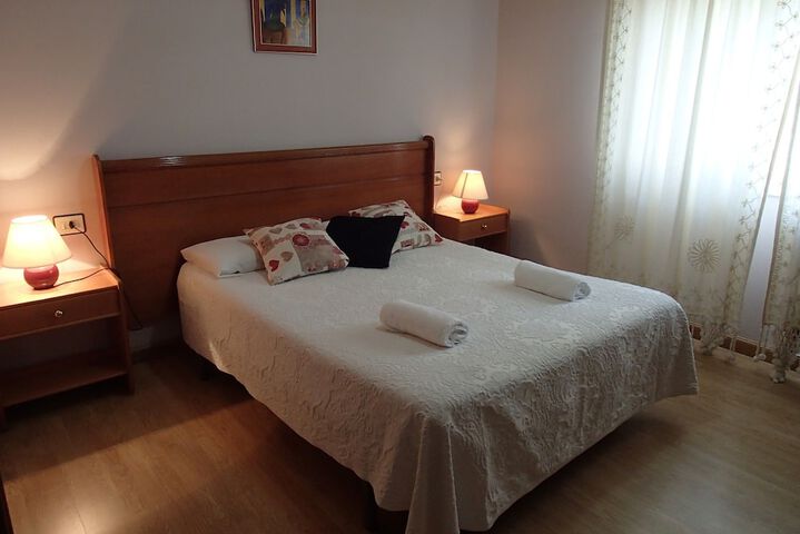 Room 5 of 19