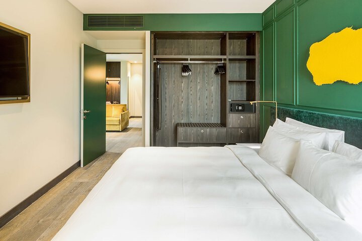 Room 7 of 280