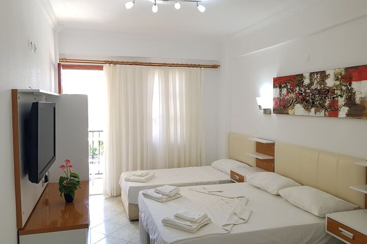 Room 2 of 18