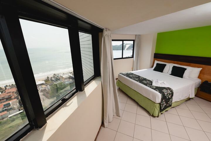 Room 27 of 63