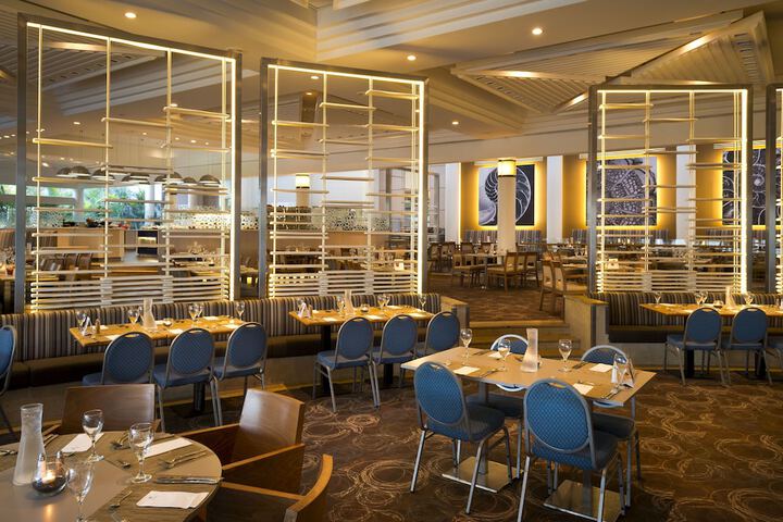 Dining 78 of 102