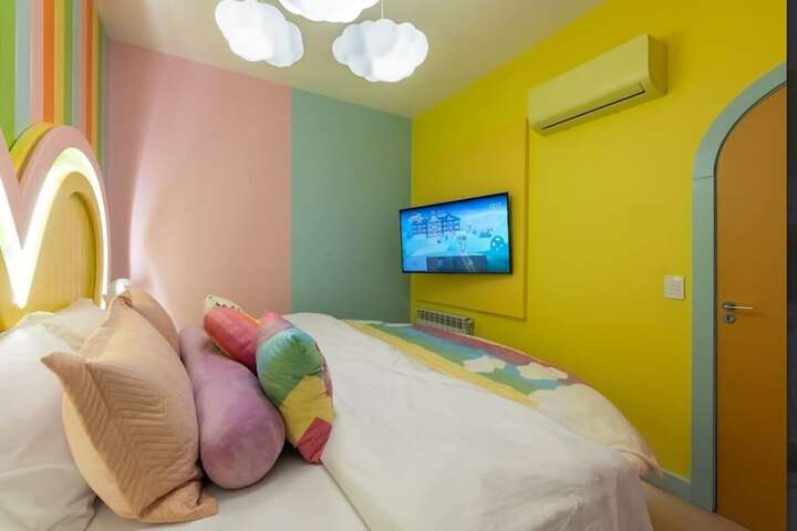 Room 45 of 75