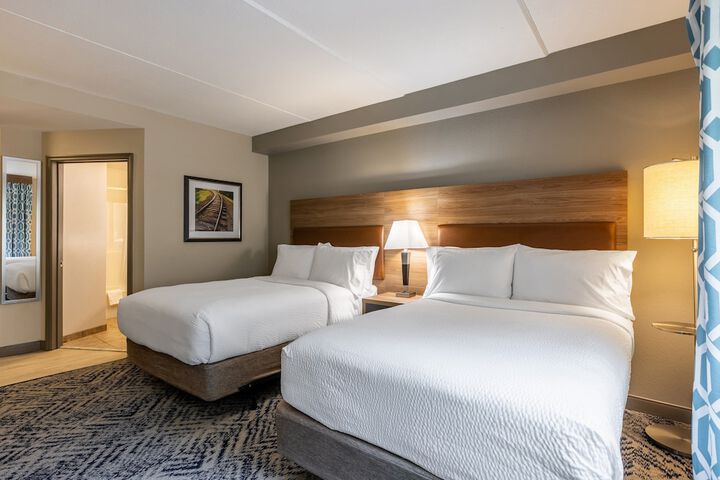 Studio Suite King Bed (7 of 14)