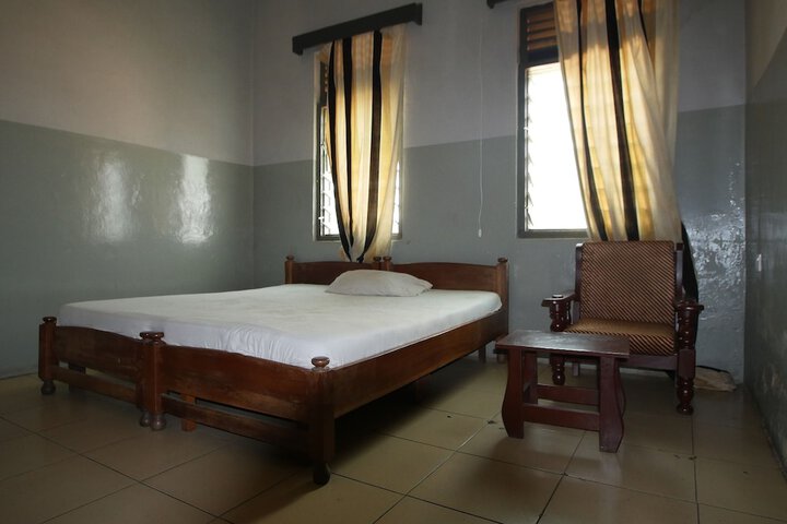 Room 8 of 22