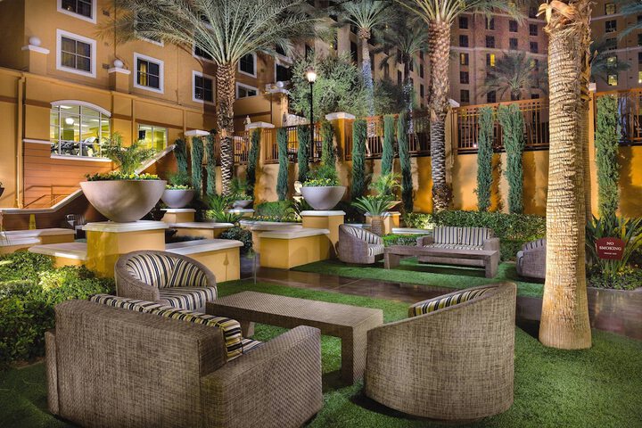 Hotel Exterior 53 of 67