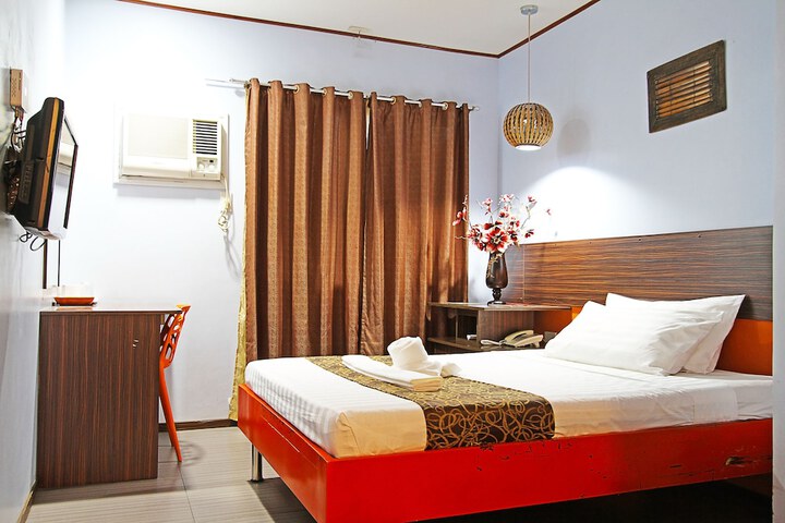 Room 25 of 58