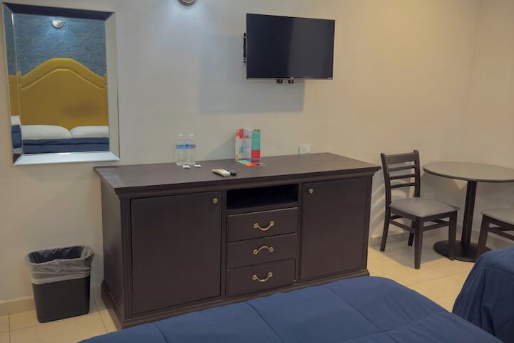 Room 9 of 87