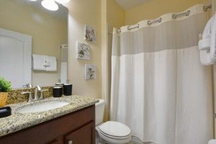 Room 5 of 21