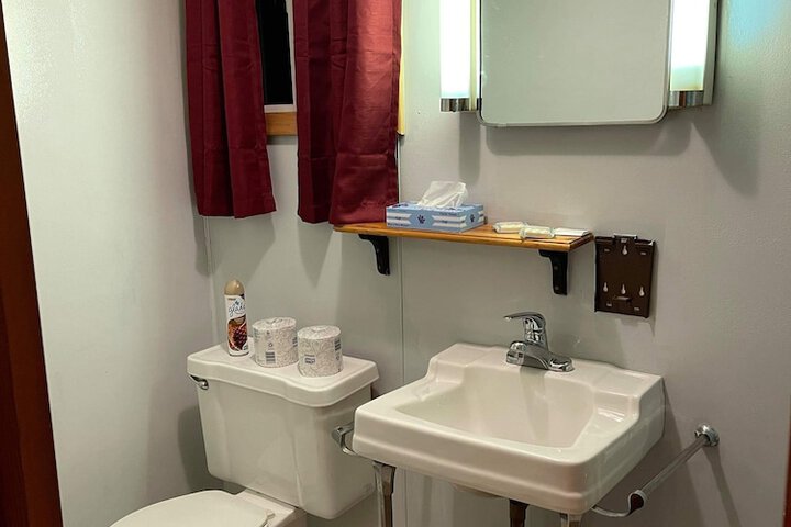 Room 25 of 36