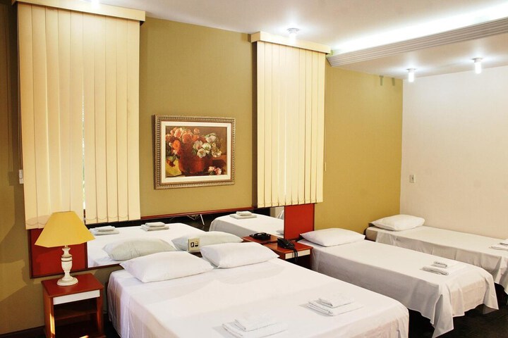 Room 16 of 49