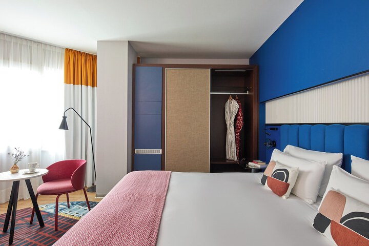 Room 29 of 96