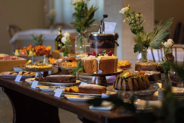 Breakfast/Coffee Service 72 of 96